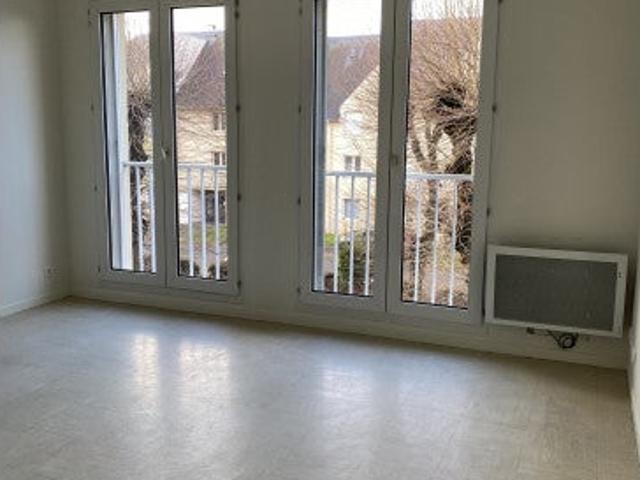 Location Appartement Rue Vieil Castel, Bourges