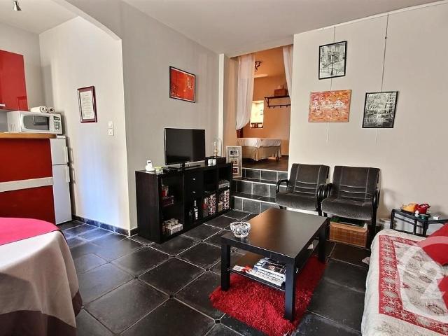 Location Appartement Rue Vieneuve, Avignon