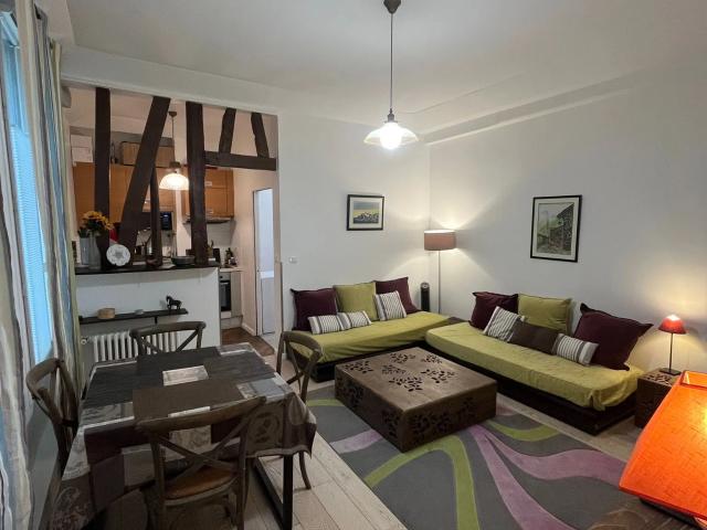 Location Appartement Rue Vignon, Paris
