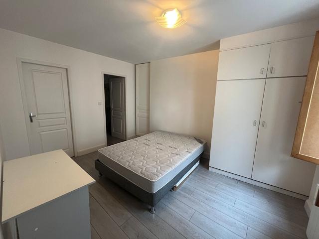 Location Appartement Rue Villevert, Châtellerault