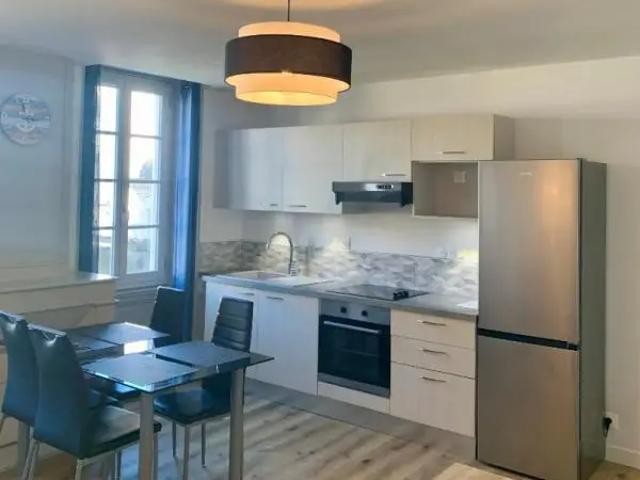 Location Appartement Rue Villeneuve, La Rochelle