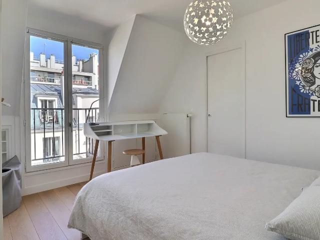 Location Appartement Rue Vineuse, Paris
