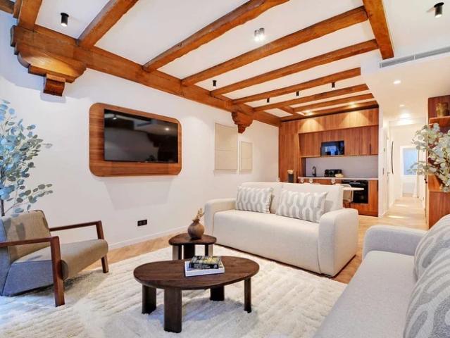 Location Appartement Rue Xavier Privas, Paris