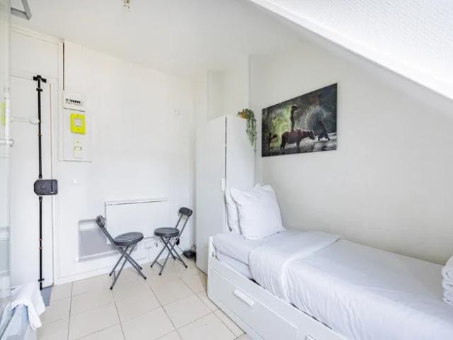 Location Appartement Rue Yves Toudic, Paris
