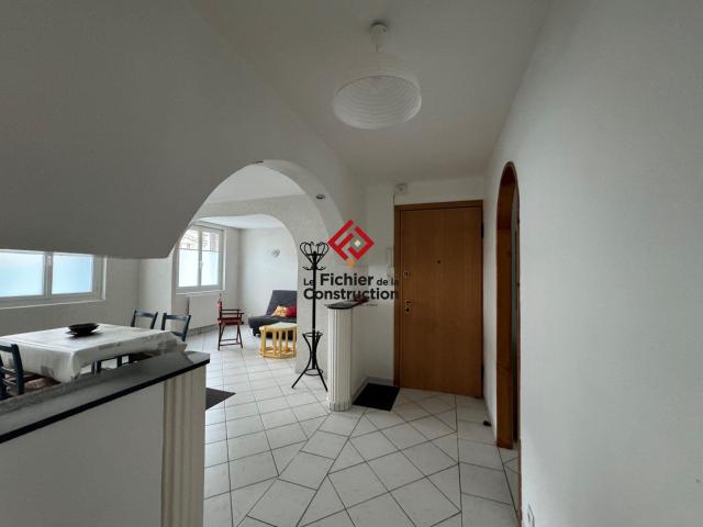 Location Appartement Rue Yves Farge, Fontaine