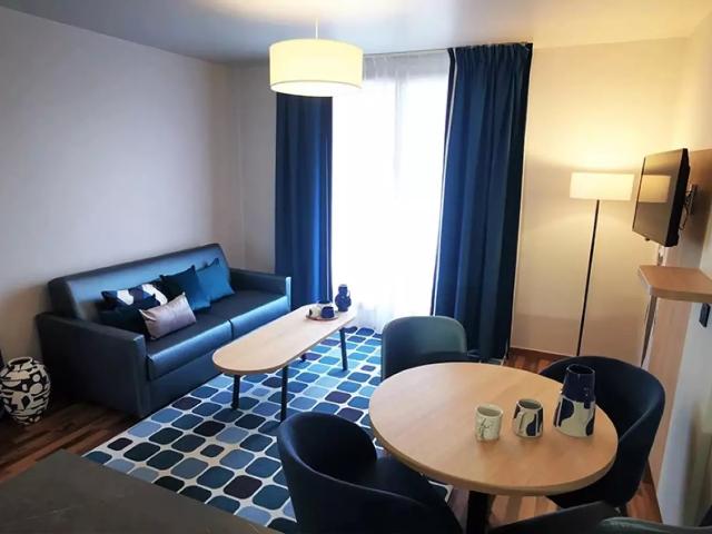 Location Appartement Rue Yvonne de Gaulle, Asnières sur Seine
