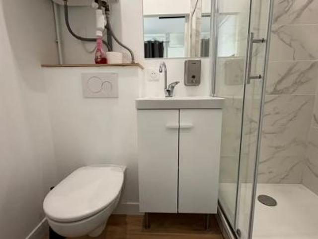location appartement sceaux 1 pièce 17 m2 hauts de seine 92330 950 € / mois