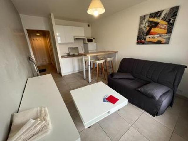 location appartement sables d'olonne 1 pièce 21 m2 vendee 85100 545 € / mois