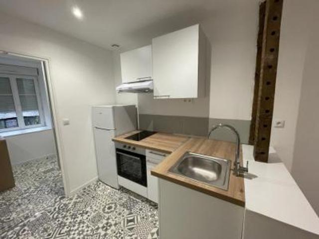 location appartement saint yrieix la perche 1 pièce 28 m2 haute vienne 87500 460 € / mois