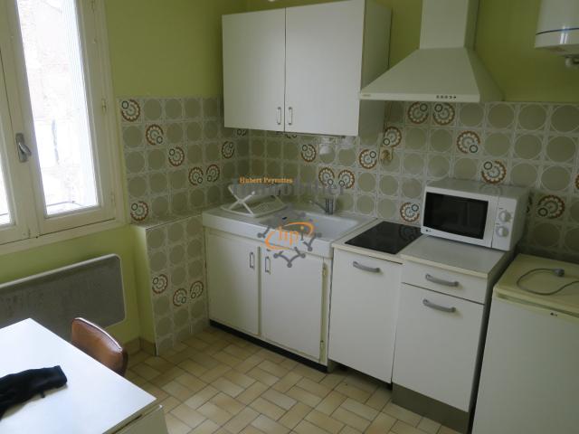 Location appartement Saint Affrique 1 pièce 29m² 306€ | Hubert Peyrottes Immobilier