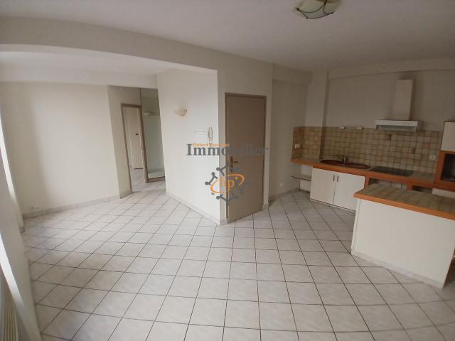 Location appartement Saint Affrique 2 pièces 40m² 395€ | Hubert Peyrottes Immobilier