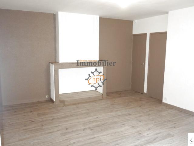 Location appartement Saint Affrique 2 pièces 42m² 386€ | Hubert Peyrottes Immobilier