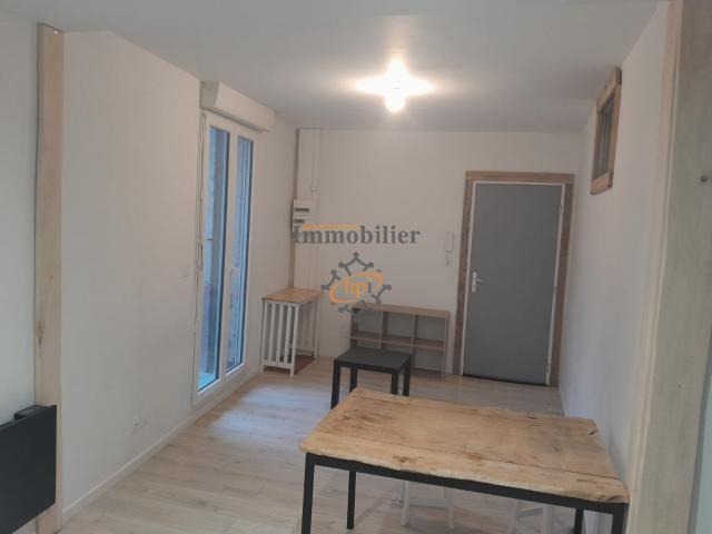Location appartement Saint Affrique 2 pièces 42m² 530€ | Hubert Peyrottes Immobilier