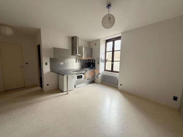 Location appartement Saint Affrique 2 pièces 29m² 365€ | Hubert Peyrottes Immobilier