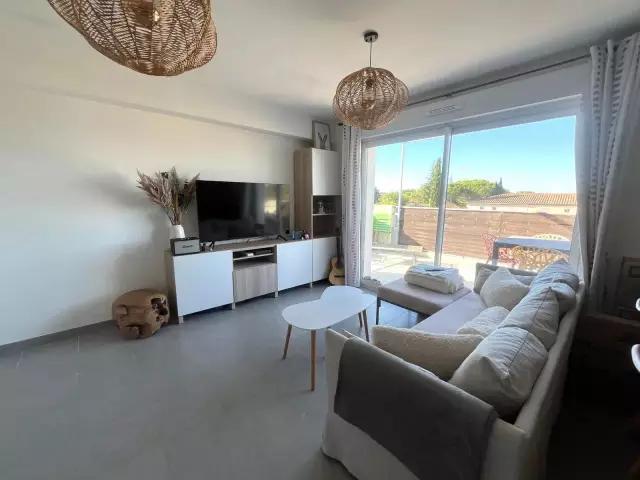 Location appartement Saint Cannat, 2 pièces, 1 chambre, 43.65 m², 950 € / Mois Charges comprises