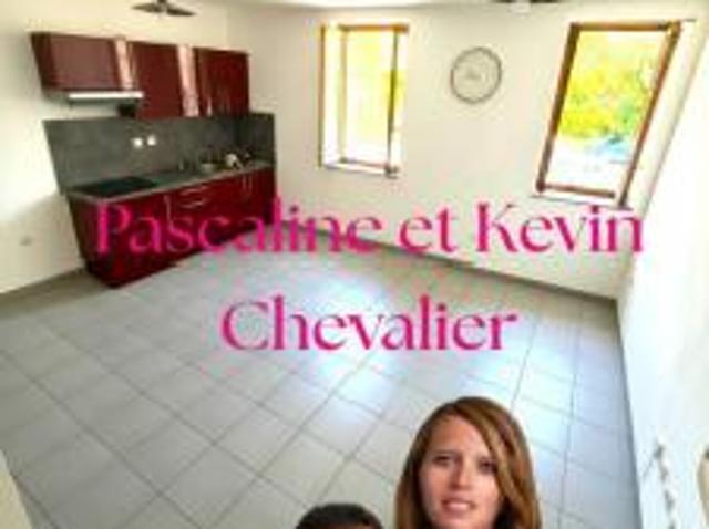 location appartement saint chamas 2 pièces 40 m2 bouches du rhone 13250 680 € / mois