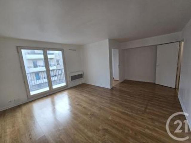 location appartement saint denis 3 pièces 65 m2 seine saint denis 93200 1325 € / mois