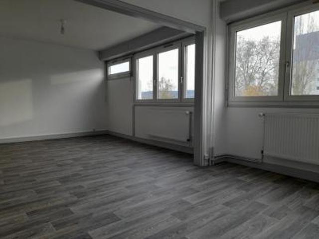 location appartement saint die 4 pièces 80 m2 vosges 88100 586 € / mois
