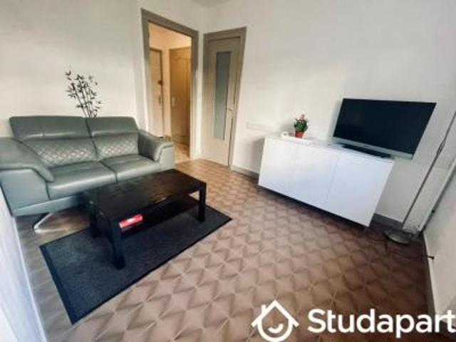 location appartement saint etienne 1 pièce 11 m2 loire 42000 590 € / mois