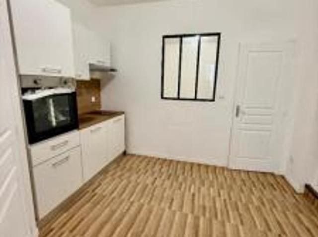 location appartement saint etienne 1 pièce 24 m2 loire 42000 350 € / mois