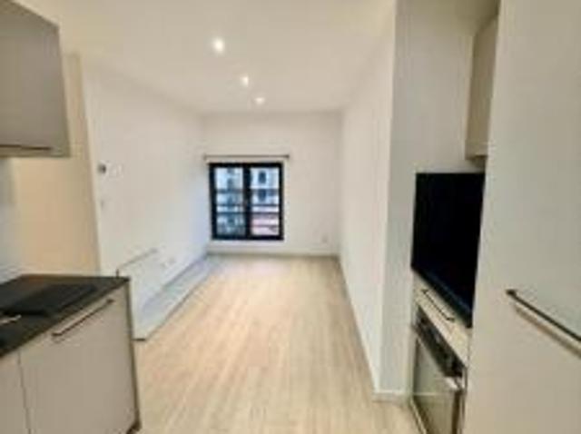 location appartement saint etienne 1 pièce 26 m2 loire 42000 430 € / mois