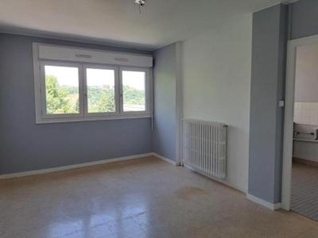 location appartement saint etienne 2 pièces 45 m2 loire 42100 283 € / mois