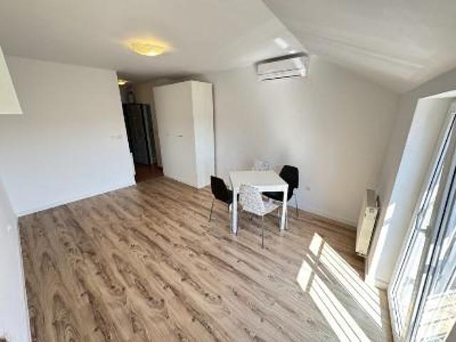 location appartement saint genis pouilly saint genis pouilly 1 pièce 25 m2 ain 01630 652 € / mois