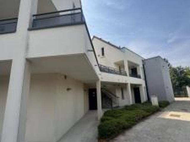location appartement saint julien les villas 3 pièces 65 m2 aube 10800 774 € / mois