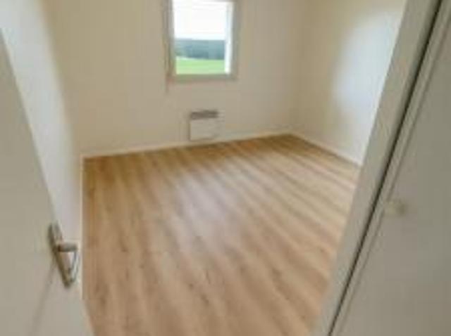 location appartement saint just en chaussee 2 pièces 48 m2 oise 60130 650 € / mois