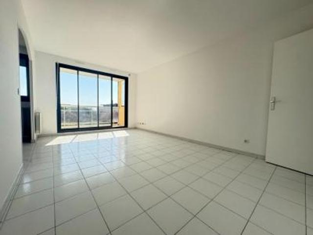 location appartement saint laurent du var 2 pièces 53 m2 alpes maritimes 06700 966 € / mois
