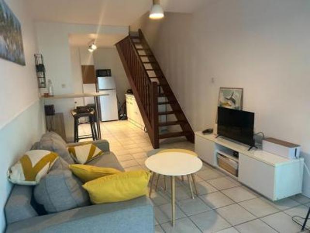 location appartement saint leu 2 pièces 36 m2 reunion 97424 880 € / mois