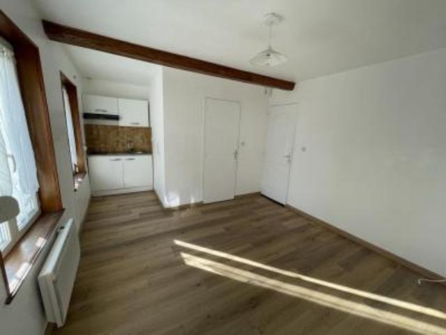 location appartement saint omer 2 pièces 25 m2 pas de calais 62500 480 € / mois