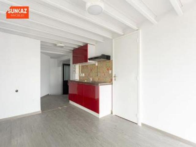 location appartement saint pierre 2 pièces 38 m2 reunion 97410 795 € / mois