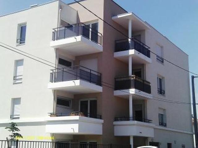 location appartement saint priest 2 pièces 42 m2 rhone 69800 612 € / mois