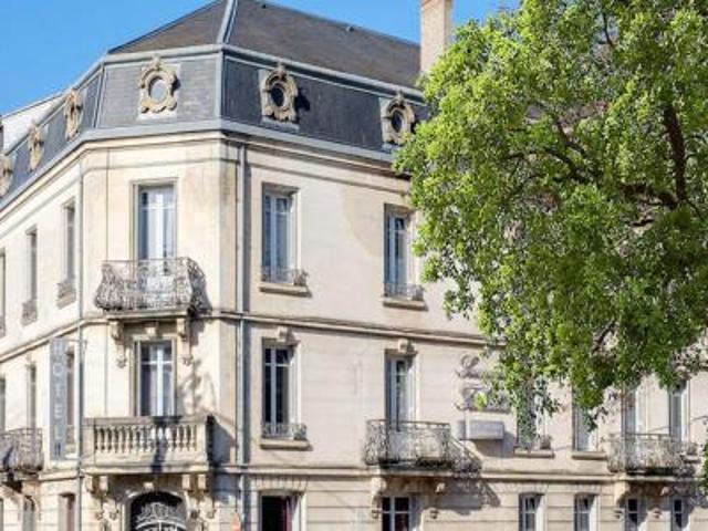 location appartement saintes 1 pièce 28 m2 charente maritime 17100 630 € / mois