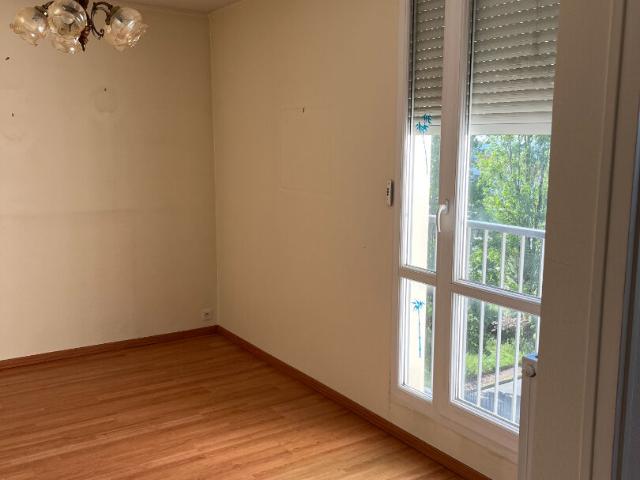 Location appartement Saintes: 860 € AJP Immobilier Saintes