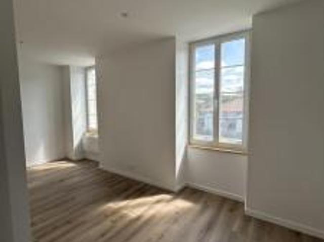 location appartement salies de bearn 2 pièces 45 m2 pyrenees atlantiques 64270 640 € / mois