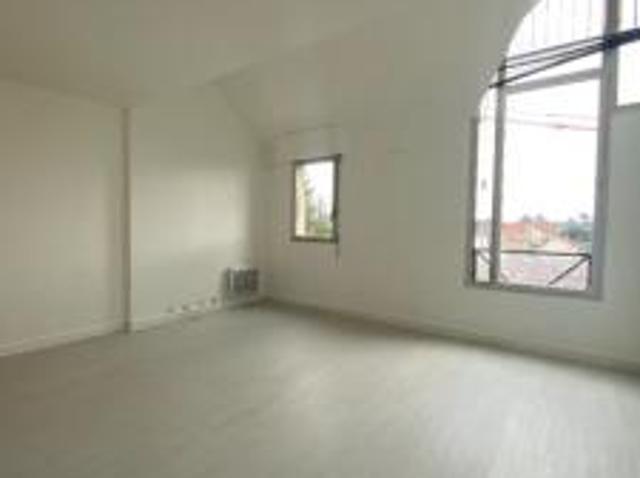 location appartement savigny sur orge 1 pièce 31 m2 essonne 91600 640 € / mois