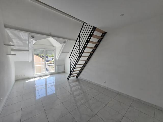 Location Appartement Sentier de la Sablière, Nemours
