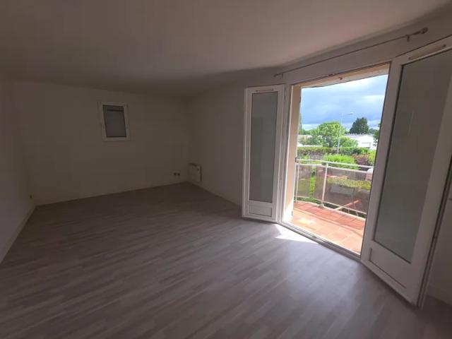 Location Appartement Sentier des Crottes au Loup, Nemours