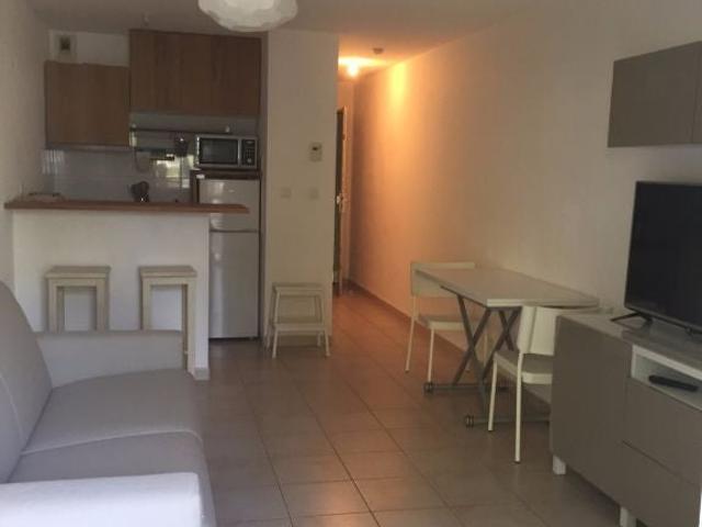 Location Appartement Cours Aristide Briand, Tarascon