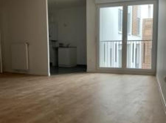 location appartement serris 3 pièces 99 m2 seine et marne 77700 1320 € / mois