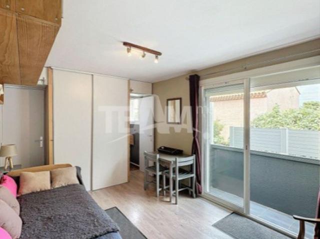 Location appartement Sete, 25m² 1 pièce 455€ avec balcon