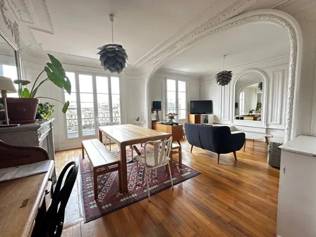 Location Appartement Square Arago, Paris