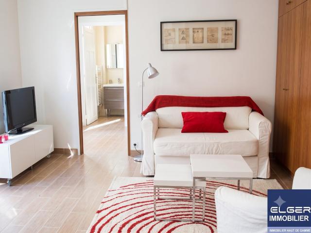 Location Appartement Square Gaston Bertandeau, Paris