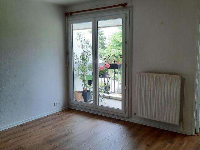 Location Appartement Square de Londres, Rennes