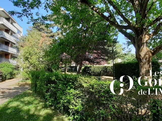 Location Appartement Square Des Floralies, Francheville