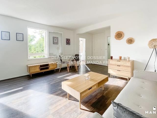 Location Appartement Square Elie Reclus, Évry