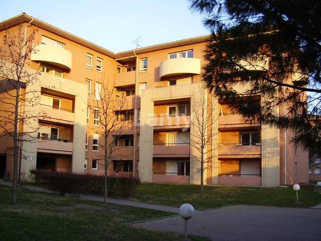 Location Appartement Square Lucien Beret, Toulouse
