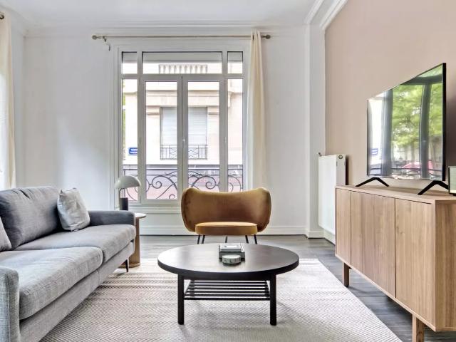Location Appartement Square Trudaine, Paris